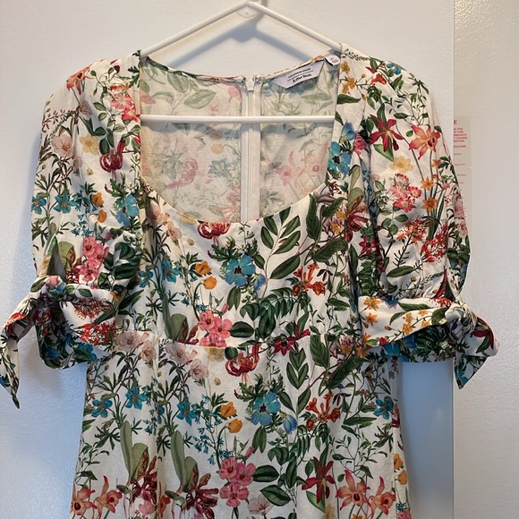 Other Stories Linen Floral Dress. Wore twice. Great condition. - Picture 3 of 5